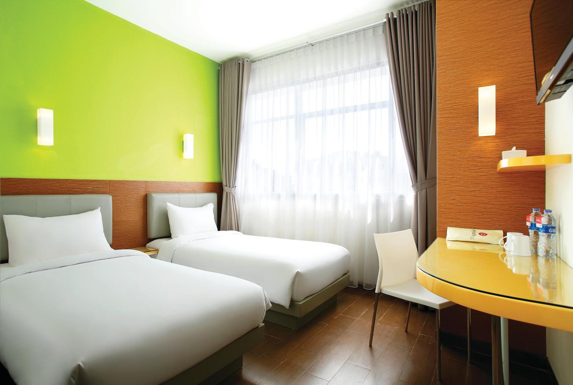 Amaris Hotel Samarinda Exterior photo